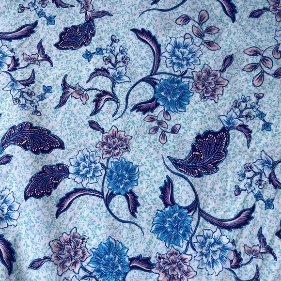 Halston Printed Ruffle Tie Back Dress - Picture 6 of 7